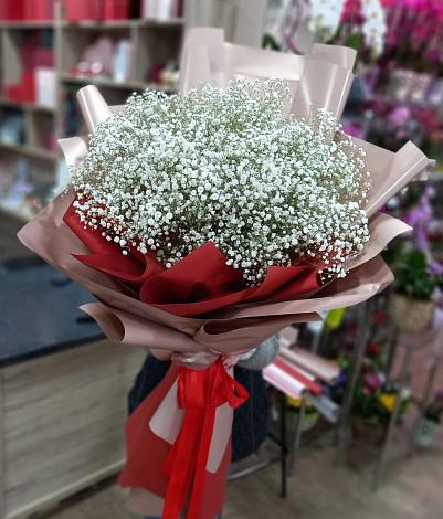 Букет цветов из: Гипсофила в Ялте