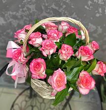 Цветочная композиция из Розы в корзине #REPLACE_PRED# Ялте